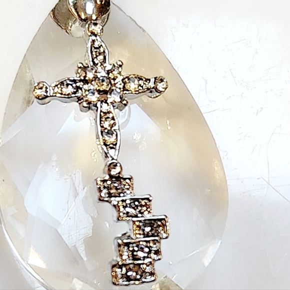 Crystal Rhinestone Cross Stairway to Heaven Pendant Cross Necklace Religious - Picture 3 of 4